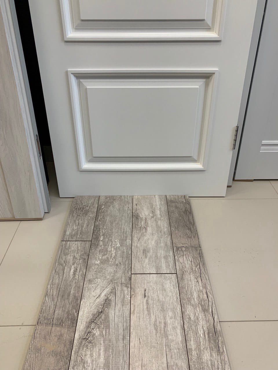 Ламинат не дороже 1000? в Тюмени